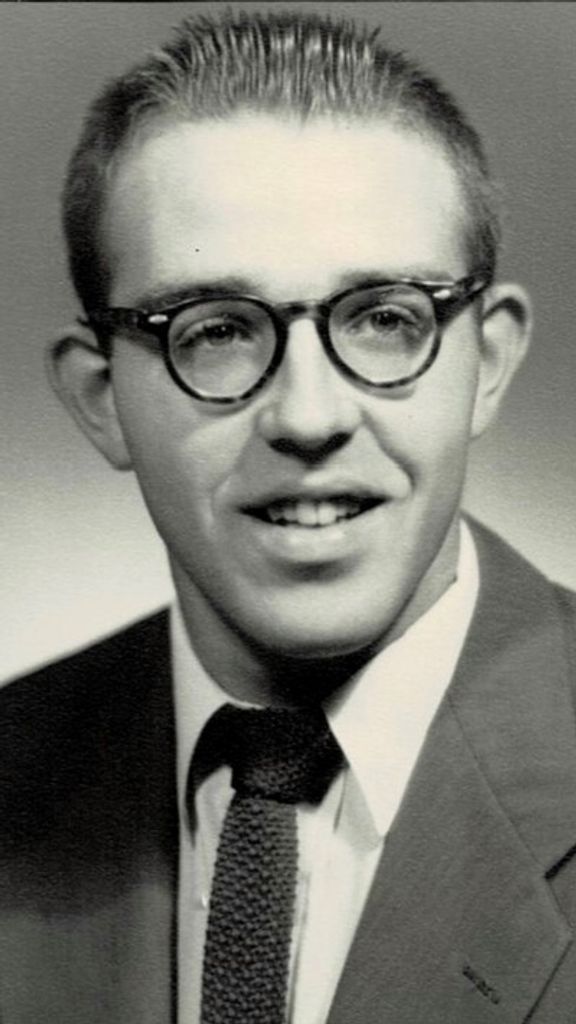 Charles Linen Barber Profile Photo