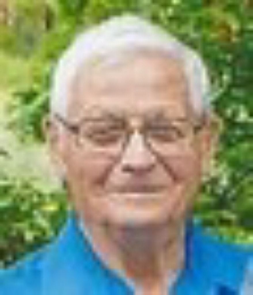 Robert "Bob" Lundeby