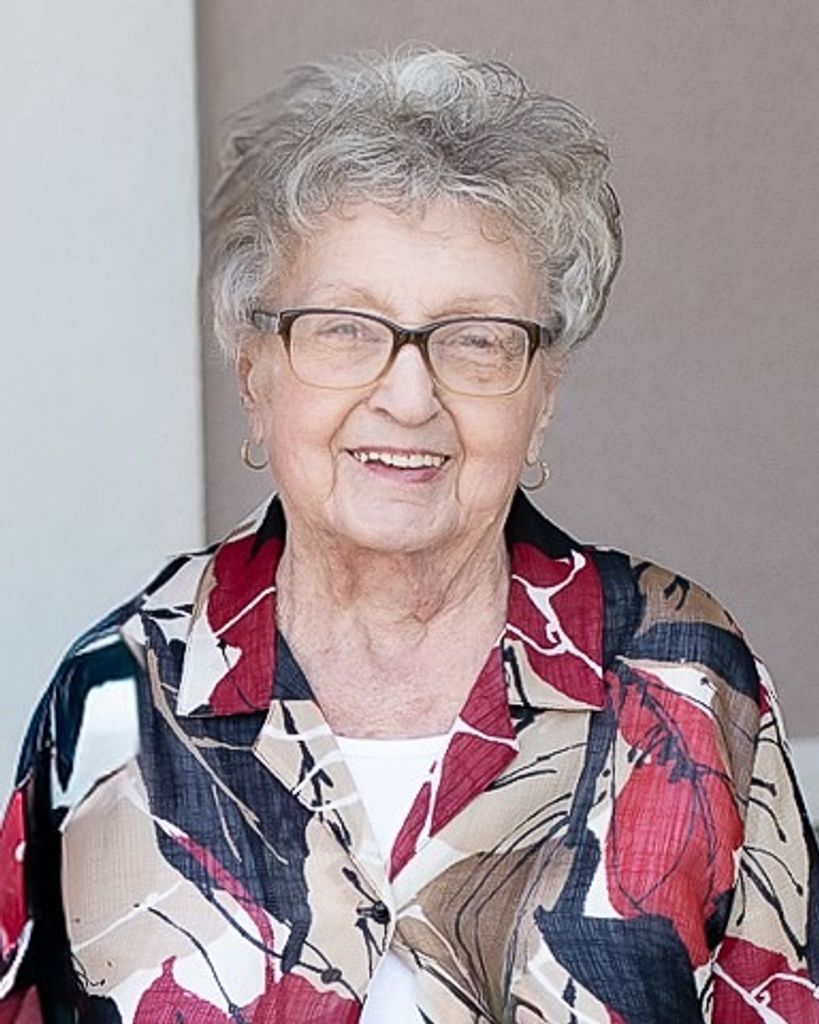 Julianne Lukac Profile Photo