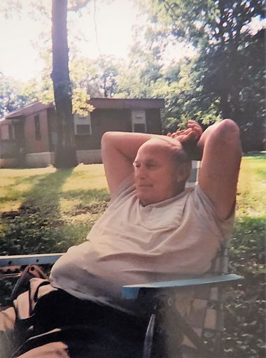 Bernard Lee Moore photo gallery thumbnail 86 of 293