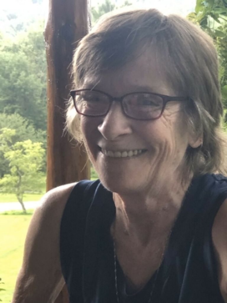 Linda L Hawk