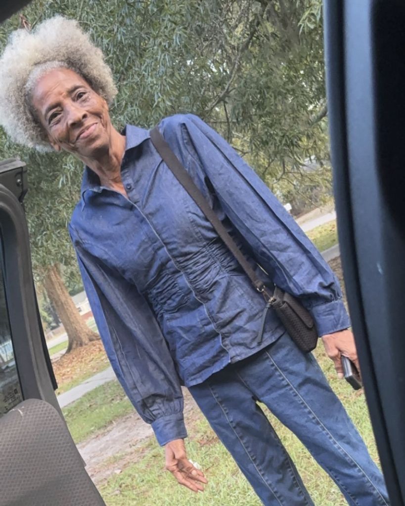 Gloria Jean Rhodes Wells