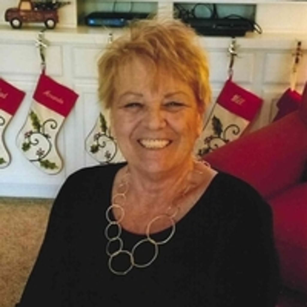 Teresa Colombo Bass