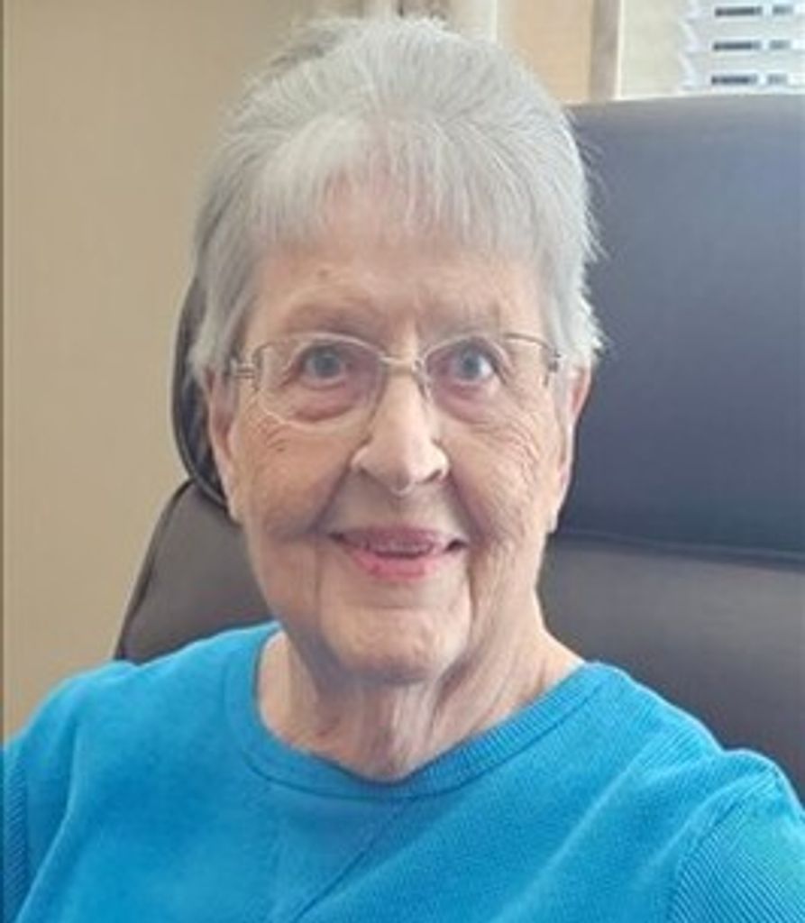 Mary Ellis Profile Photo