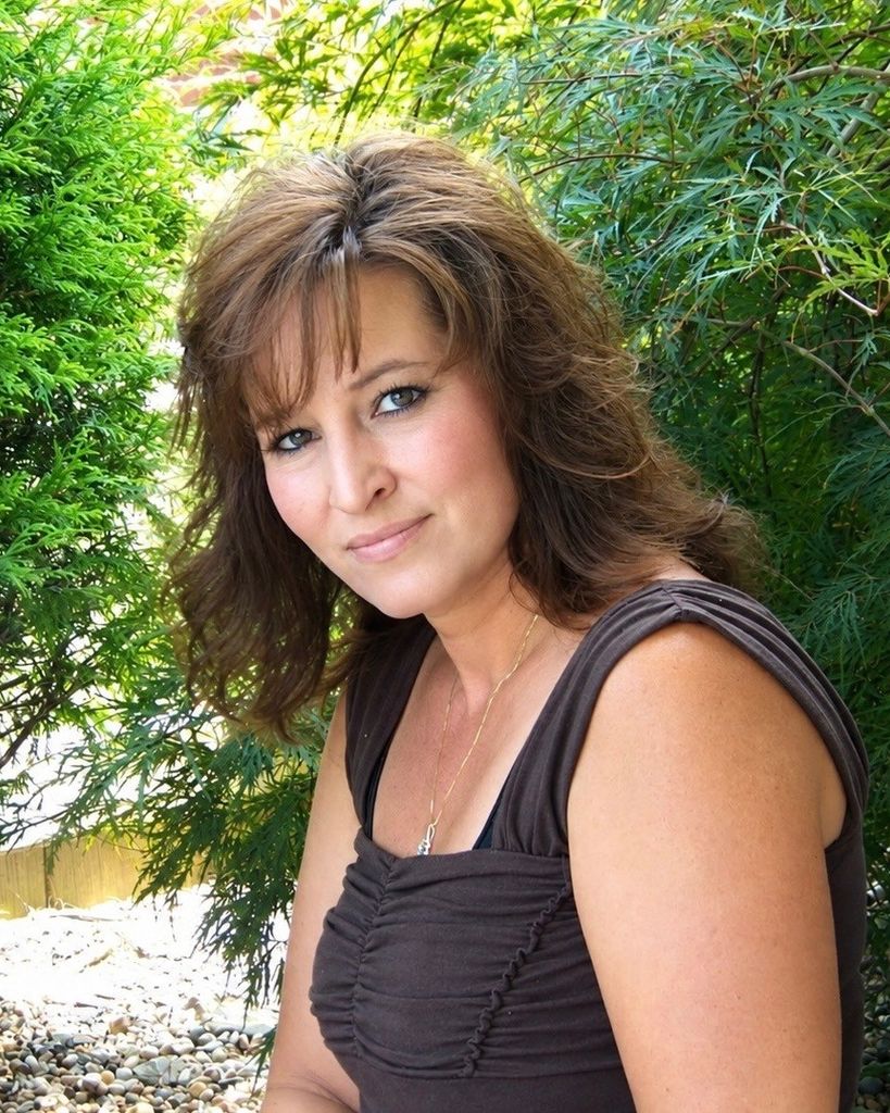 Trina Lynn Reynolds Profile Photo