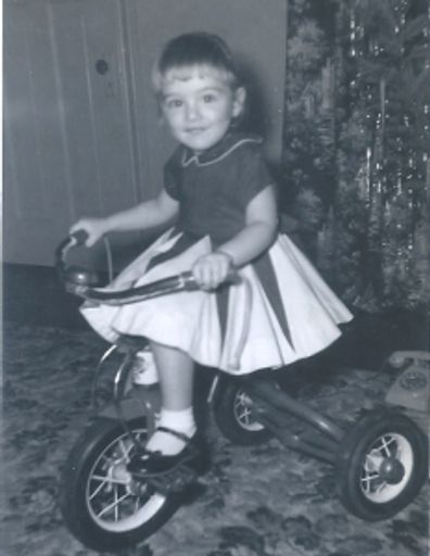Carolyn Sue Barrow photo gallery thumbnail 24 of 41