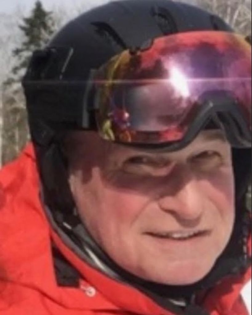 Robert Mitchell Profile Photo