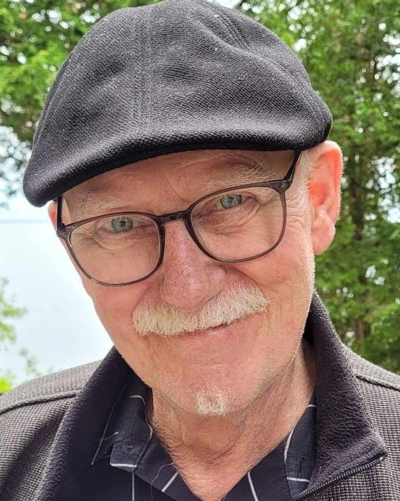 Kenneth "Ken" Vernon Lundquist Profile Photo