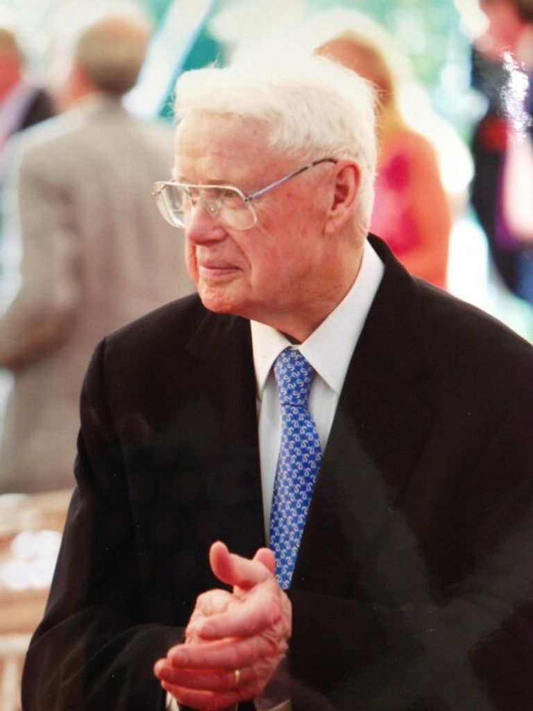 Richard J Madigan