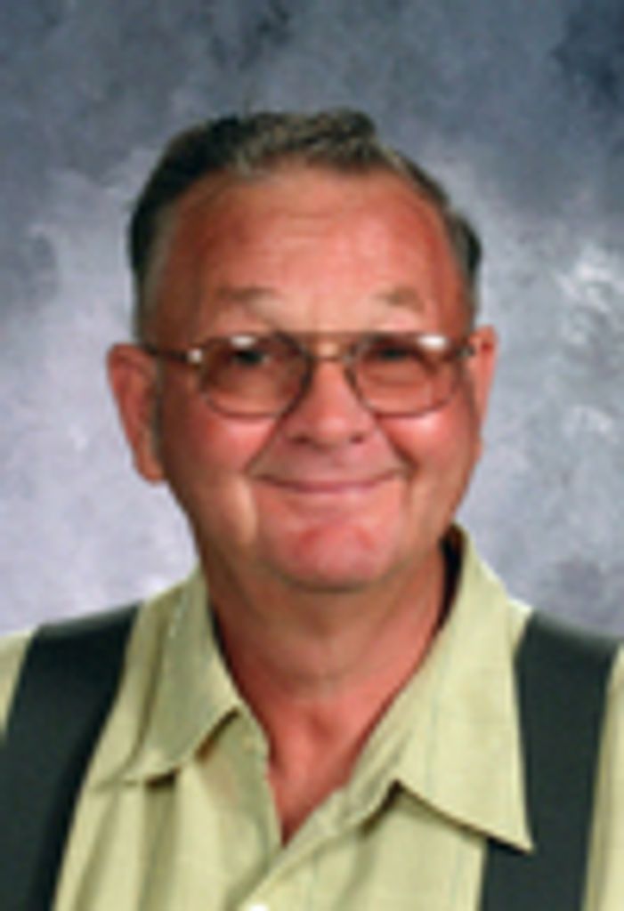 Leslie L. "Les" Nelson