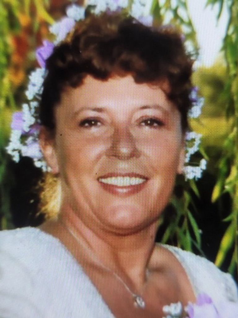 Lynn J. Lapka Profile Photo