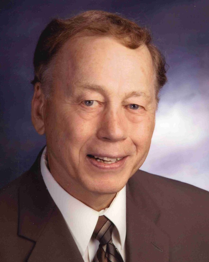 Robert Richard "Bob" Walton, Sr.