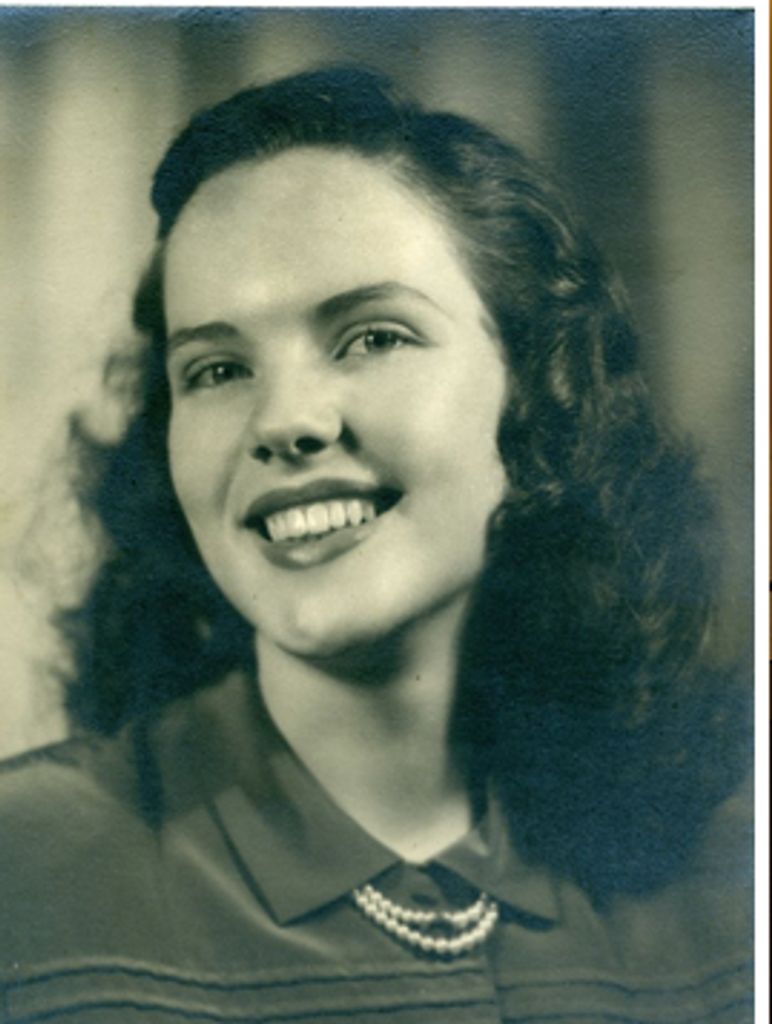 Ella Rae Chase Profile Photo