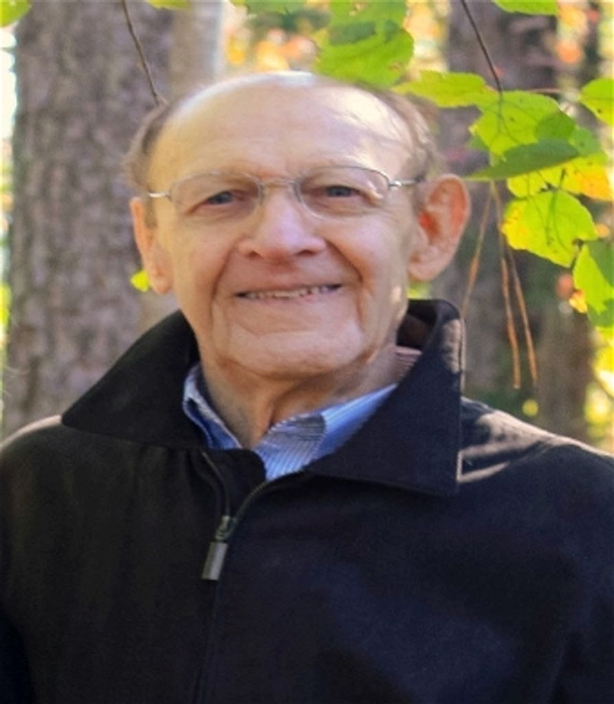 Emmett Eugene "Gene" Thomas