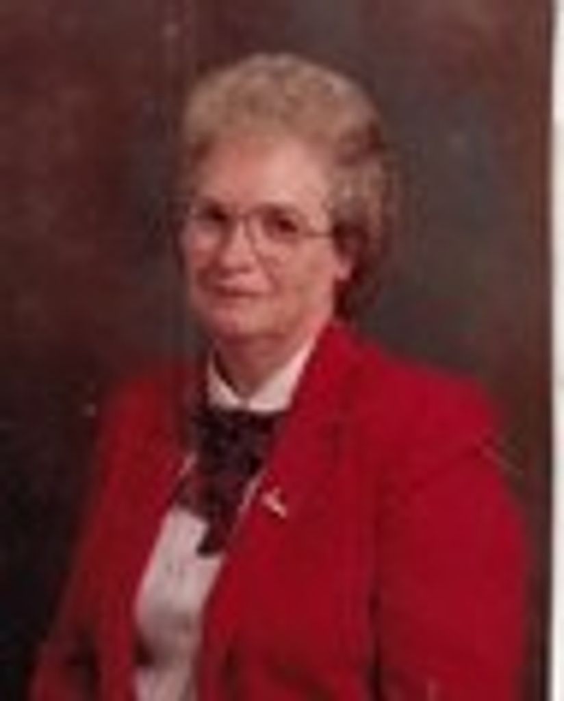 Leona "Mums" Loy