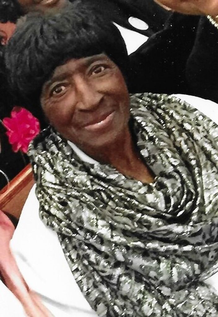Estella Brownlee Profile Photo