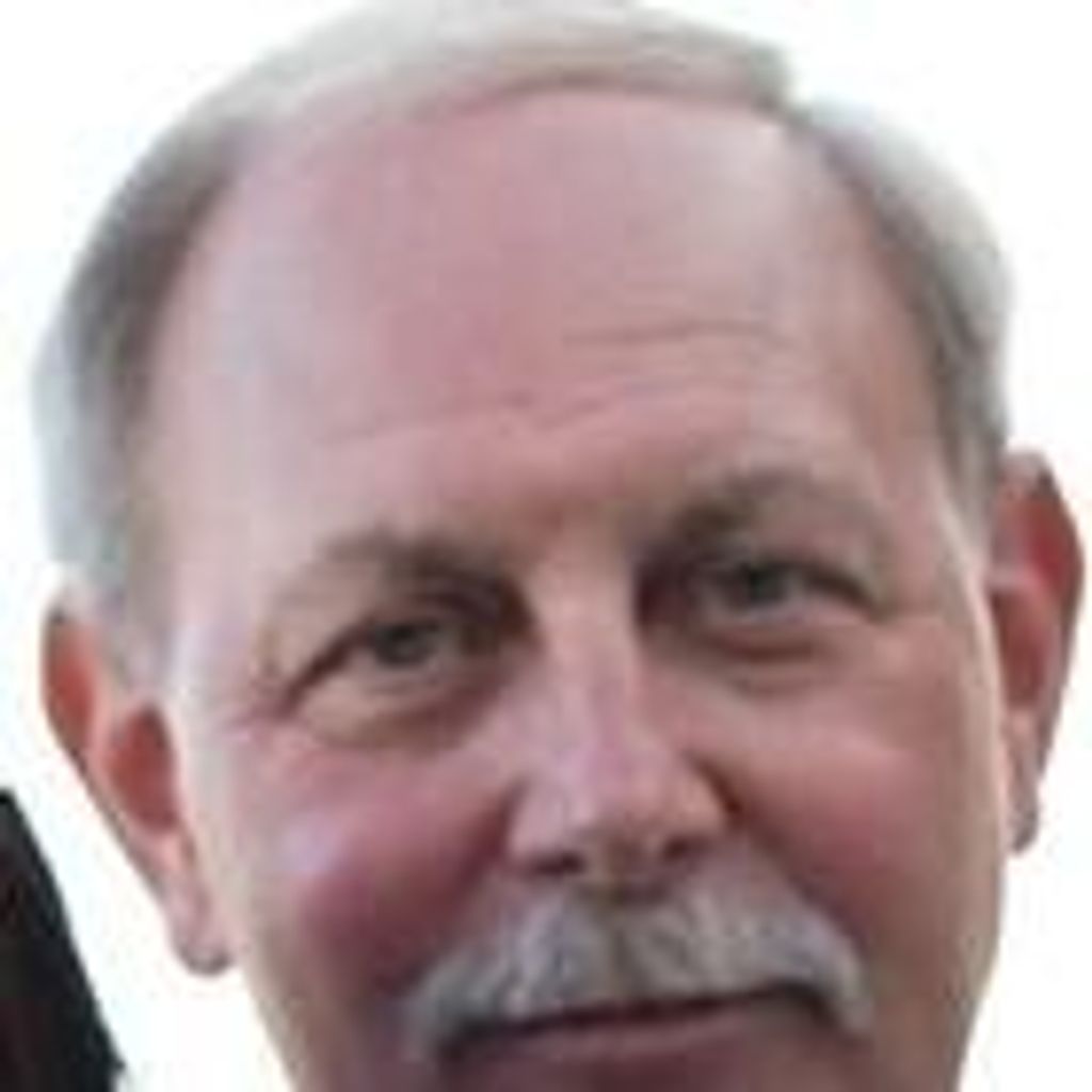Robert D Tutko