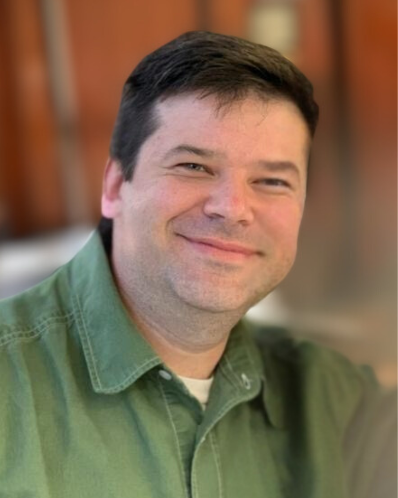 Justin Arnold White Profile Photo