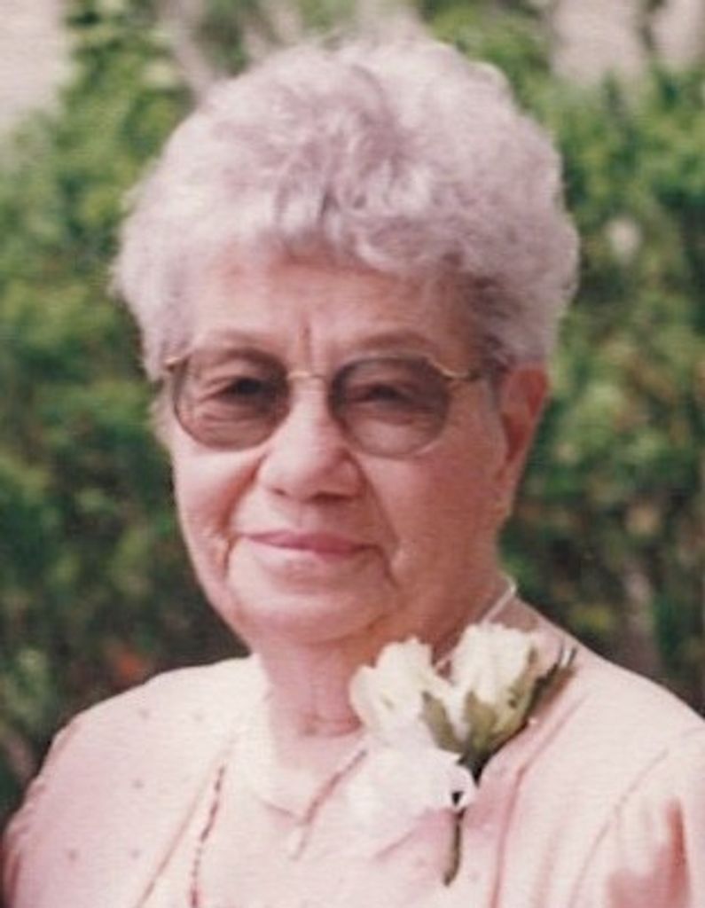 Mary F Weidner