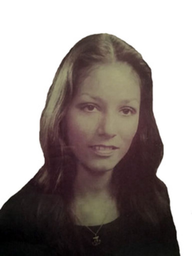Elva De Leon