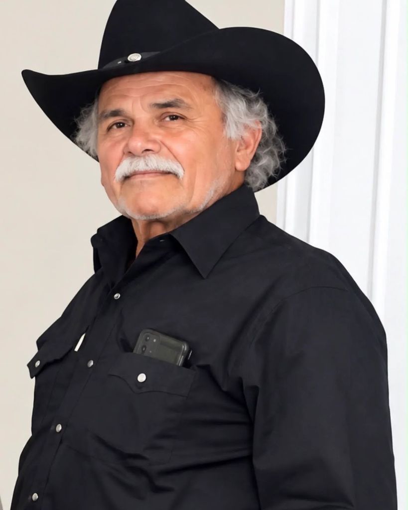 José Roberto "El Profe" Lopez Profile Photo