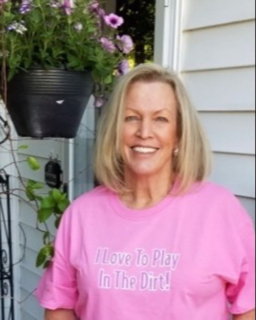 Mary Rowe Profile Photo