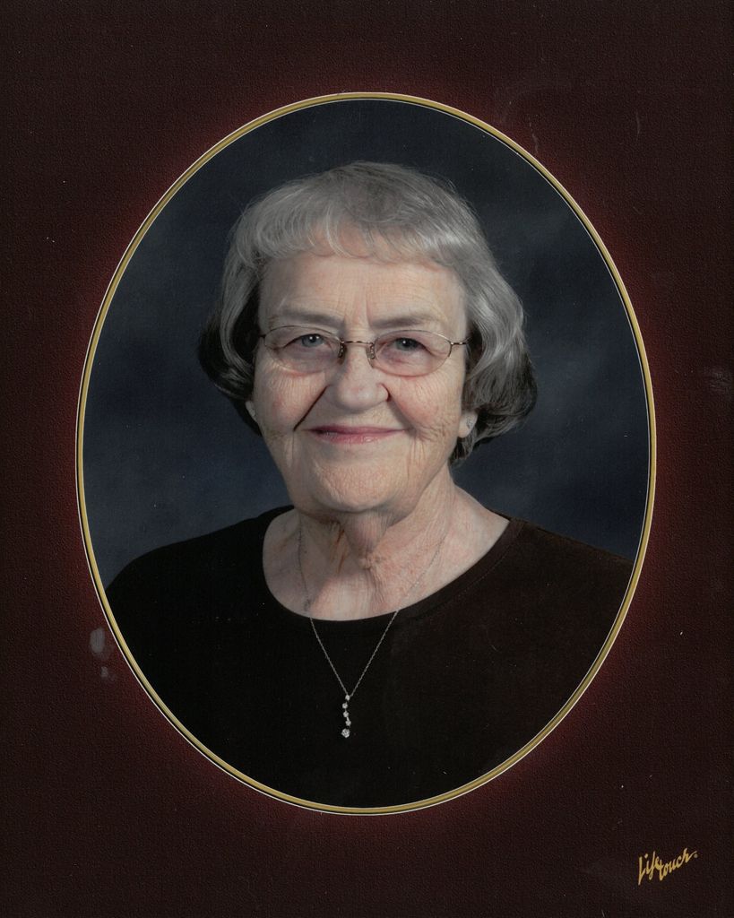 Charlouise "Chuckie" "Louise" Smith Profile Photo