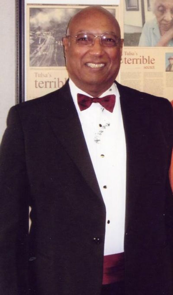 Clyde Edward Hall Profile Photo