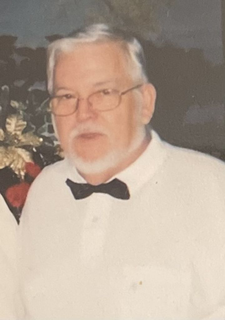 Douglas Mcarthur Webb Profile Photo