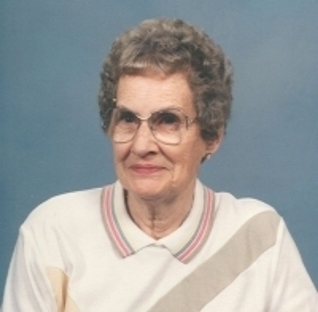 Elizabeth M Piefer