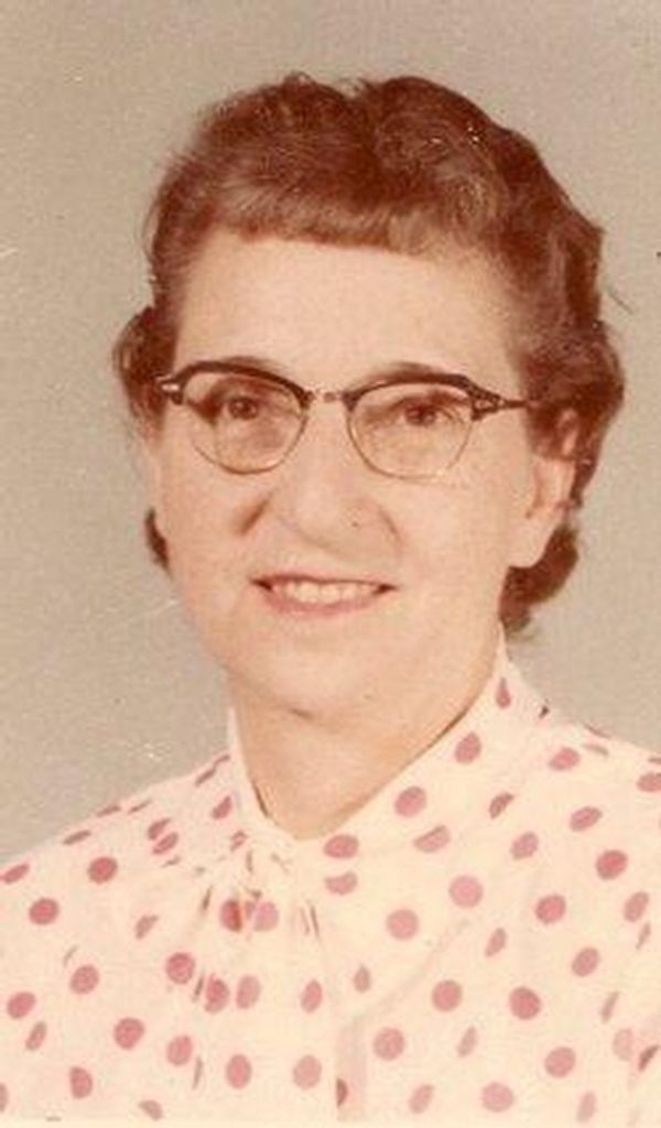 Esther Altstadt