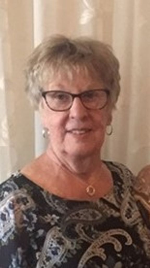 Beverly Sue (Hill)  Dickey