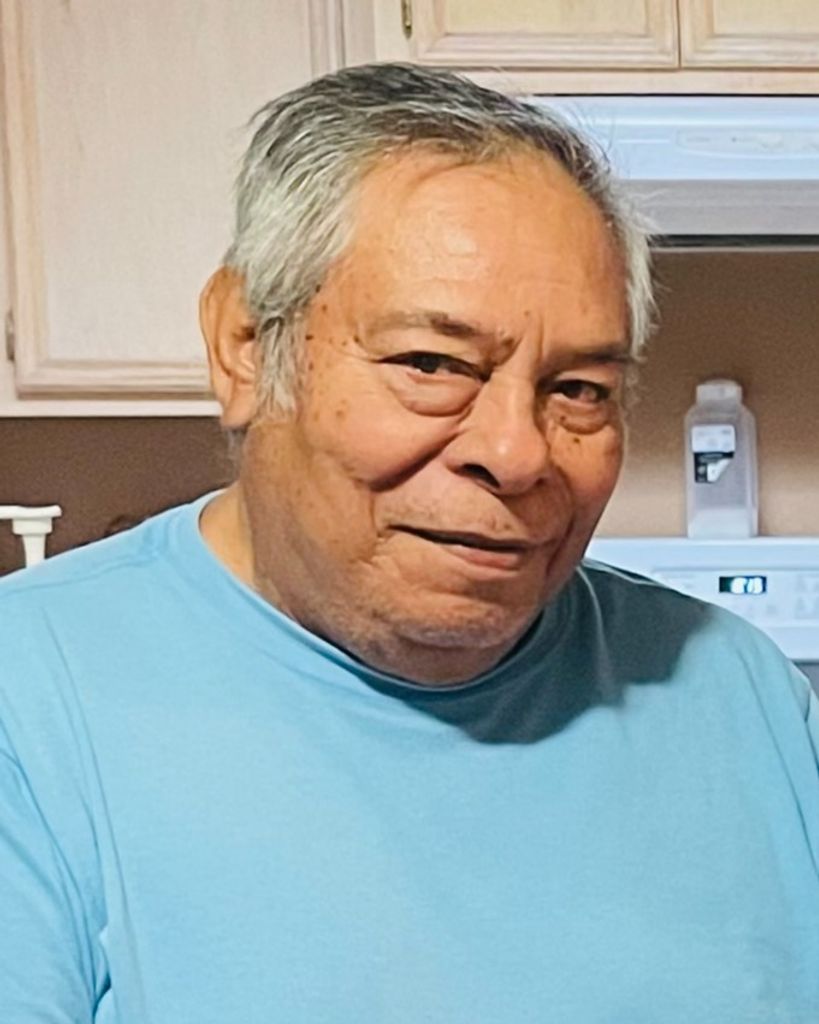 Carlos Castillo Profile Photo