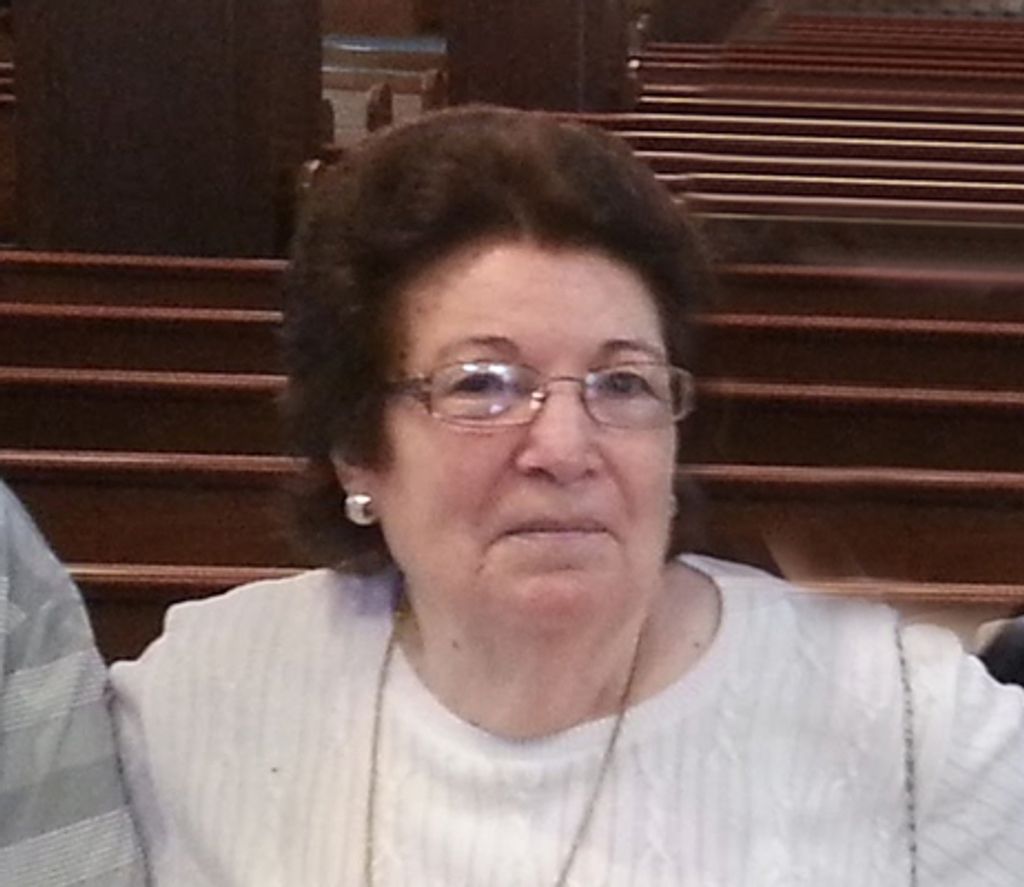 Rosa Salvador Profile Photo