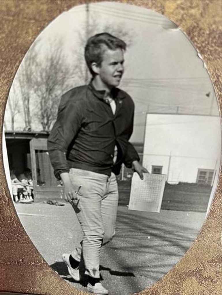 Chris E. Christianson