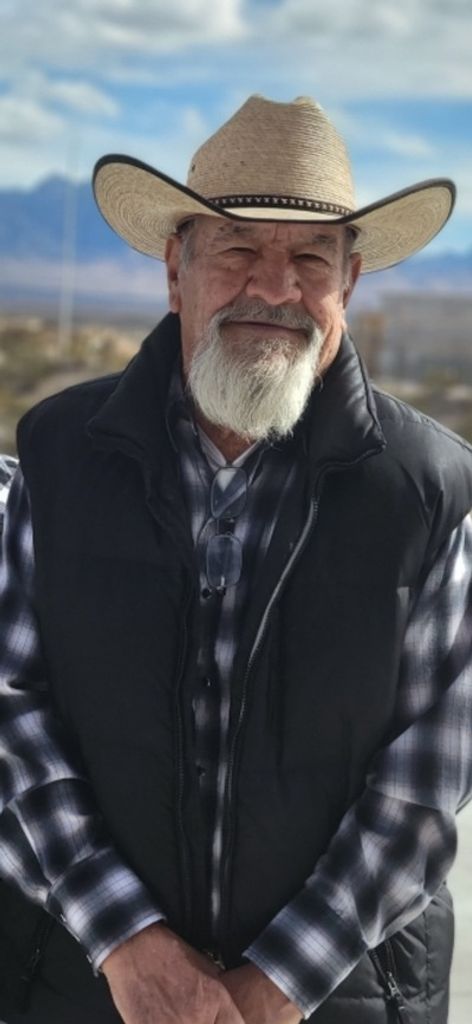 Richard Soliz Serna Profile Photo