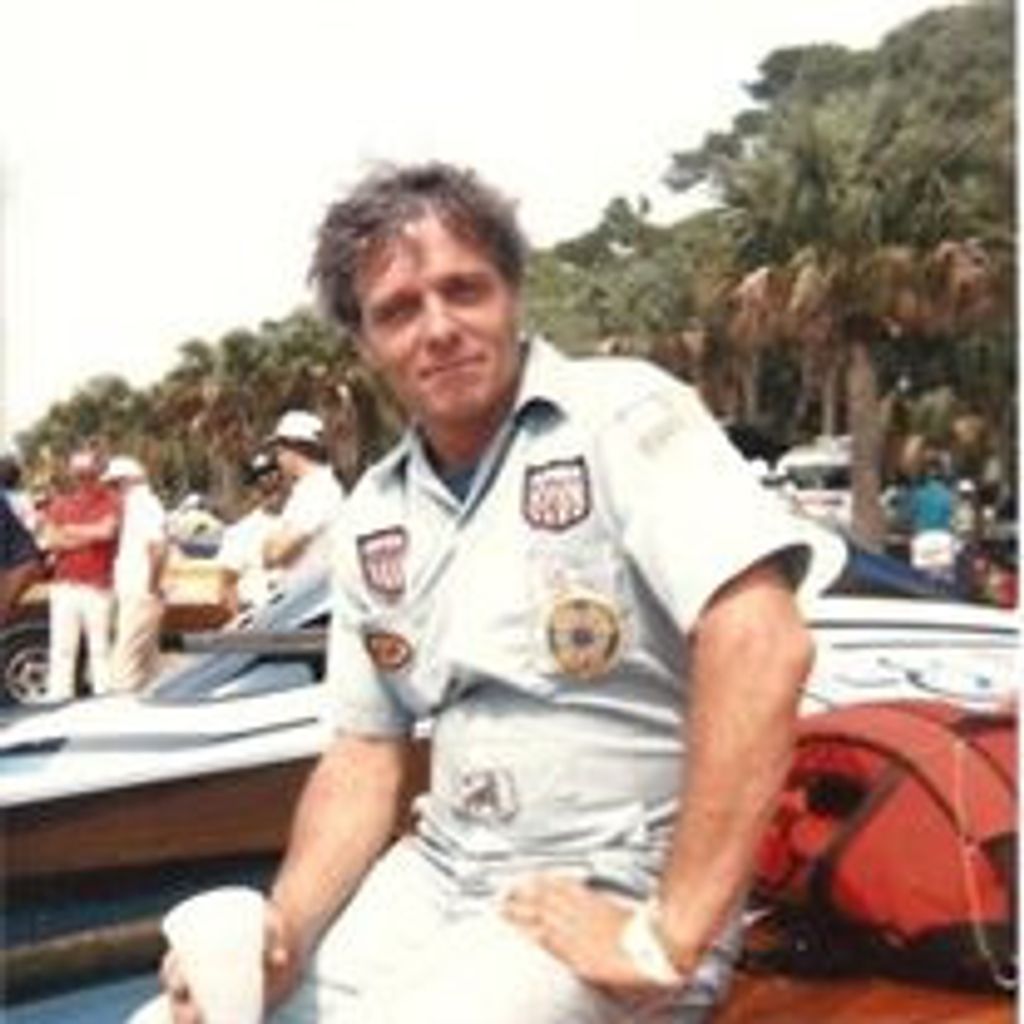 Richard D Hines, Sr