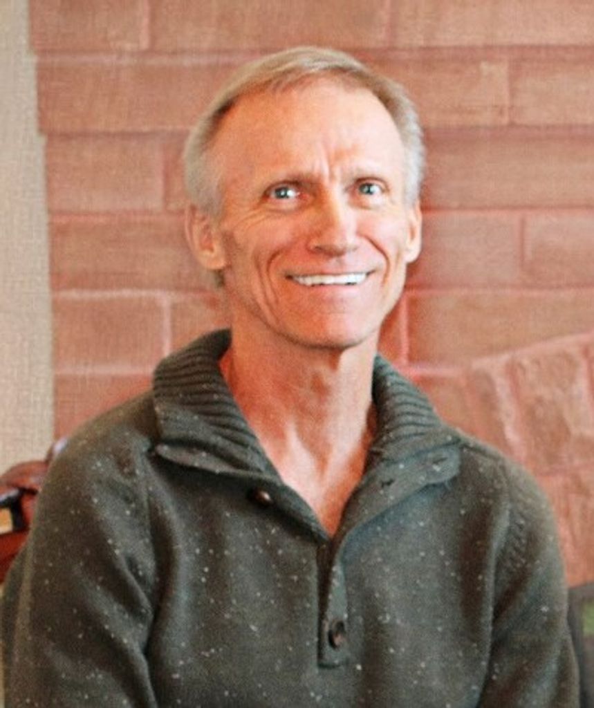 Robert "Bob" Demanett