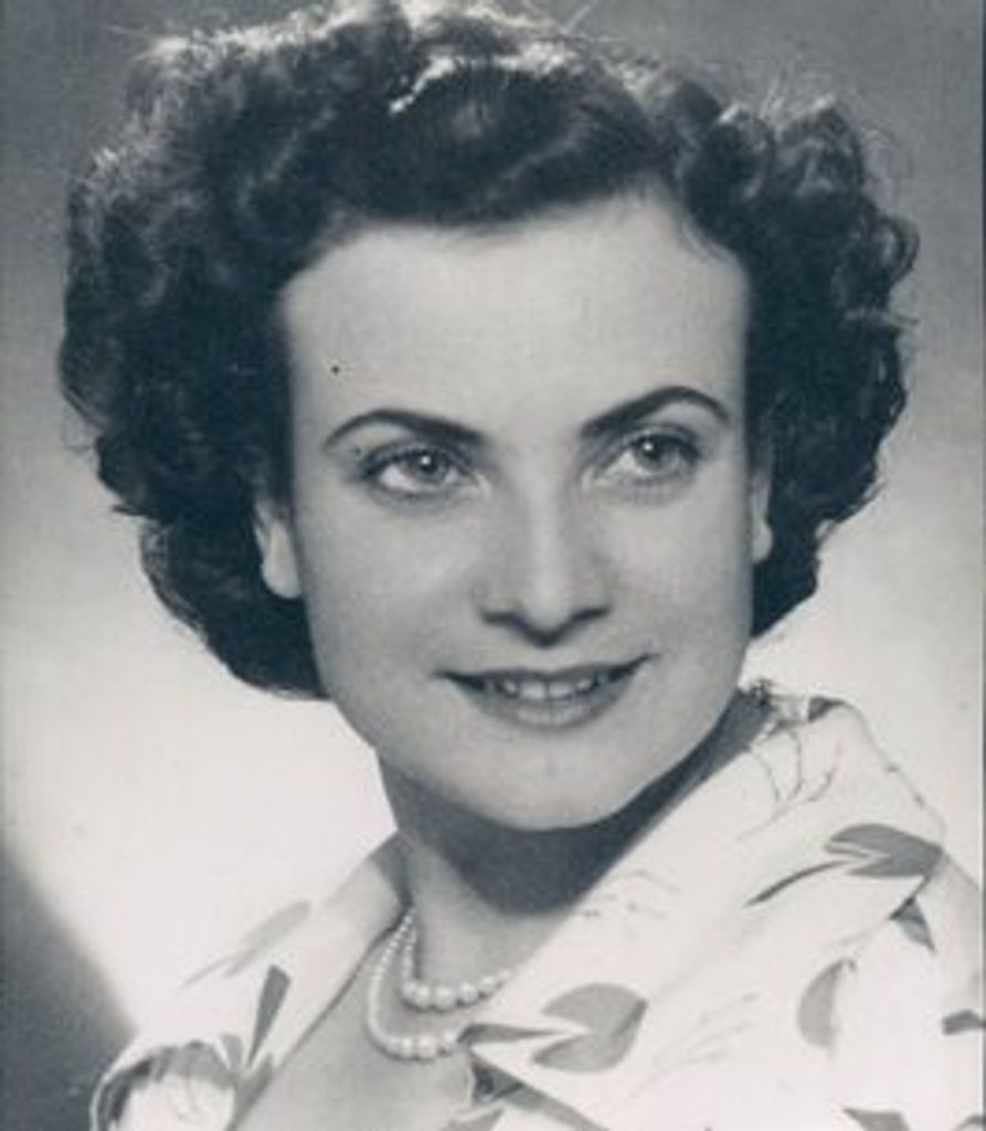 Eikaterina Lena Chipil