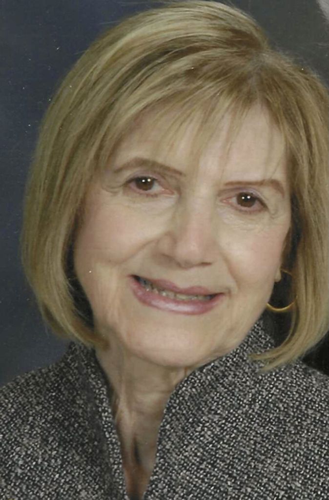 Marilena D Kapetanopoulos Profile Photo