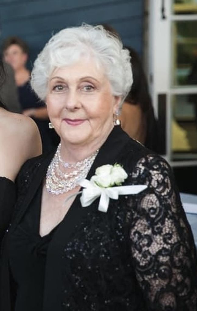 Mrs. Mary Beth Mcnaughton Profile Photo