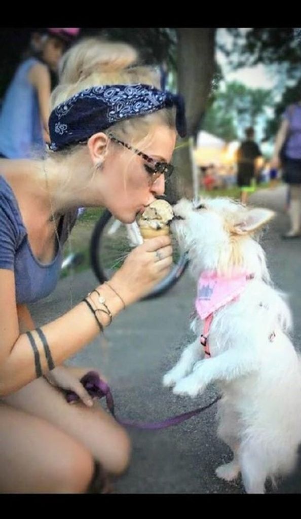 Amanda M. Hoenigke Profile Photo