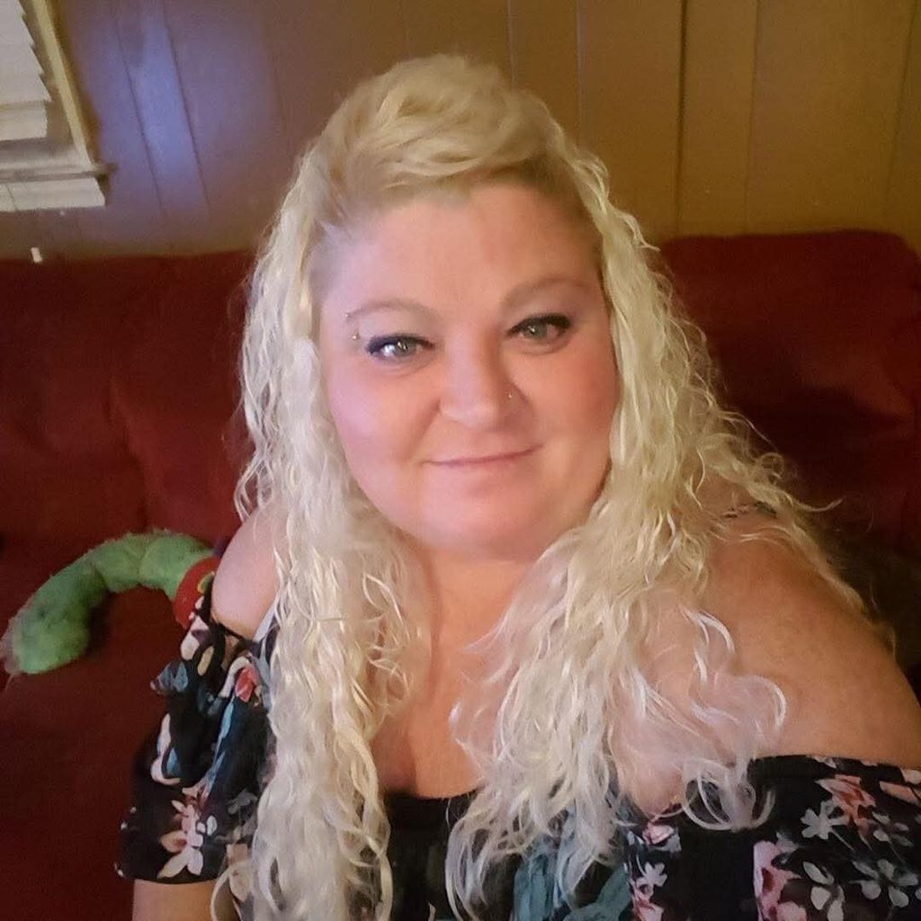 Renee Roberts Profile Photo