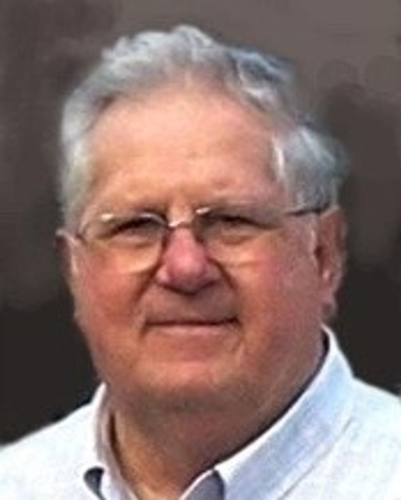 Roger Eugene Capps