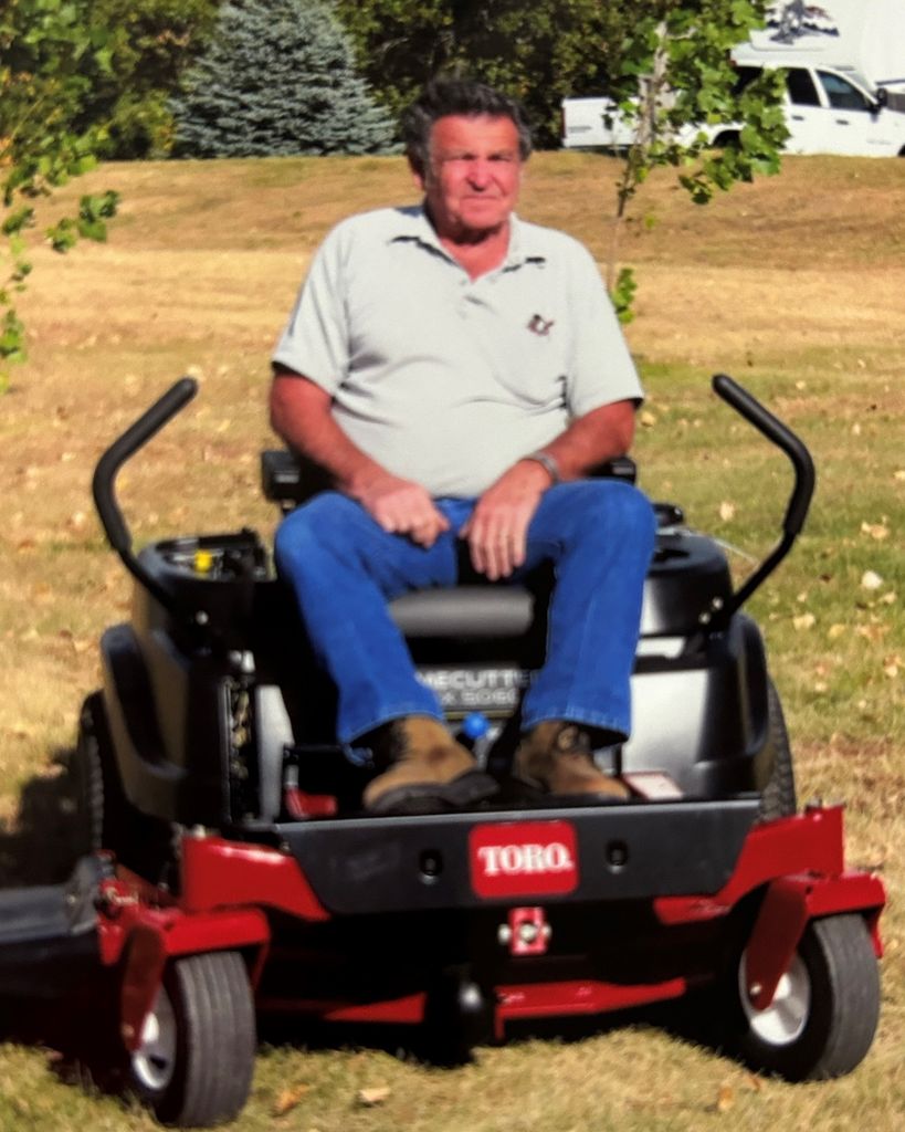 Raymond E. Grommesh Profile Photo