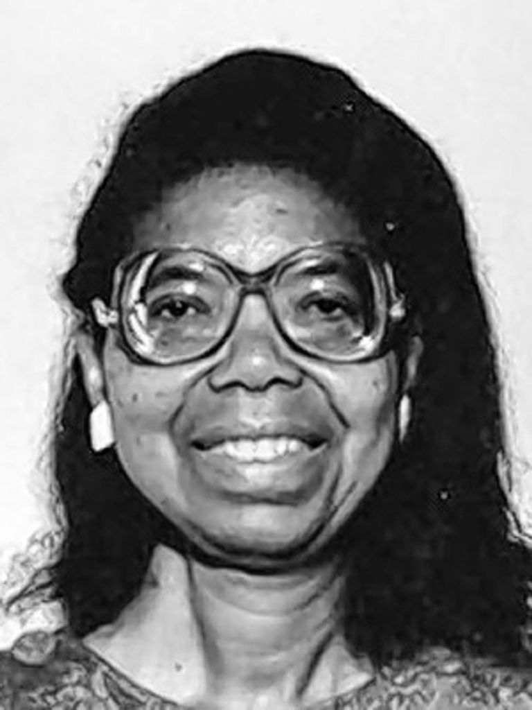 Catherine E Reynolds