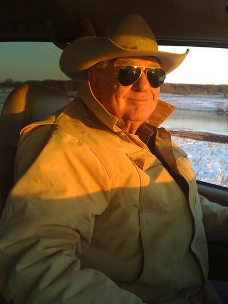 Robert "Bob" Shelton, Jr.