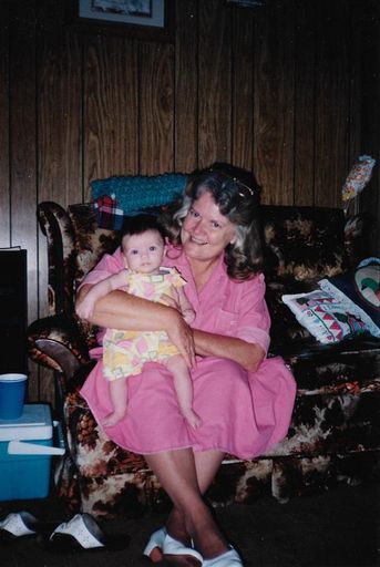 Elizabeth Ann Mcmillen photo gallery thumbnail 3 of 26