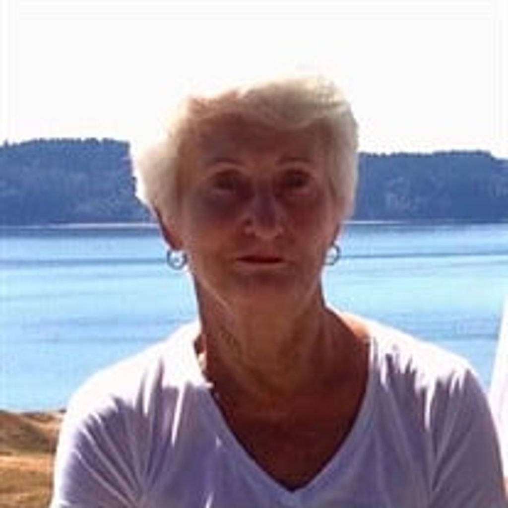 Carolyn Louise (Lane) Ladoe