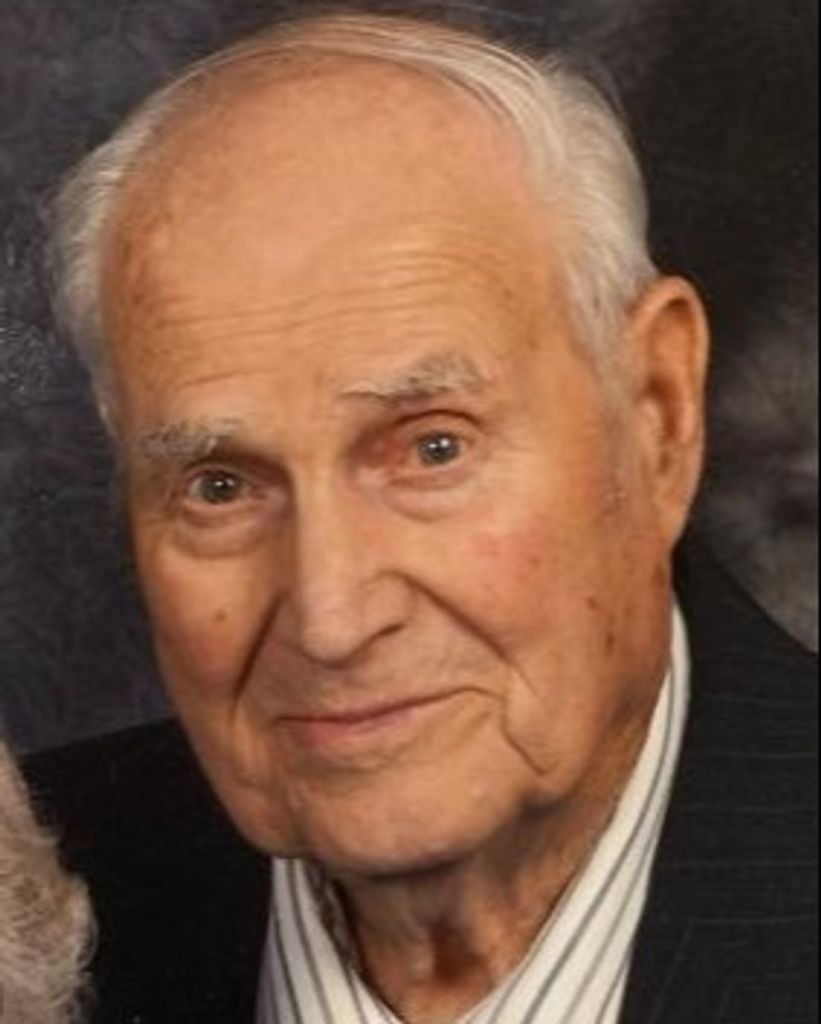 Robert Hall Profile Photo